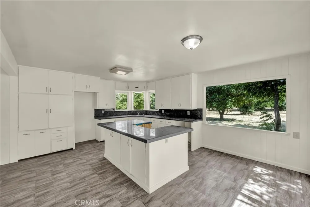 22550 Shady Grove Road Middletown, CA 95461