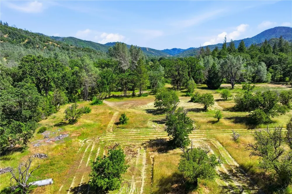 22550 Shady Grove Road Middletown, CA 95461
