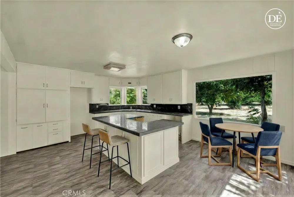 22550 Shady Grove Road Middletown, CA 95461