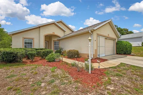 547 W HILLWOOD PATH