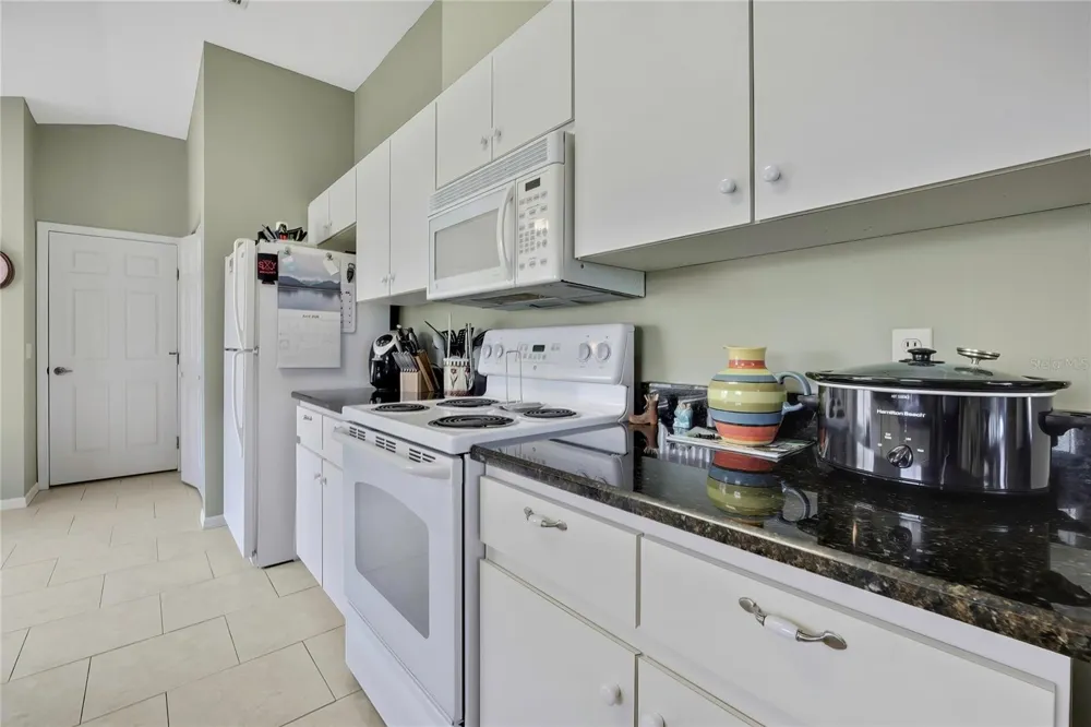 547 W HILLWOOD PATH Beverly Hills, FL 34465