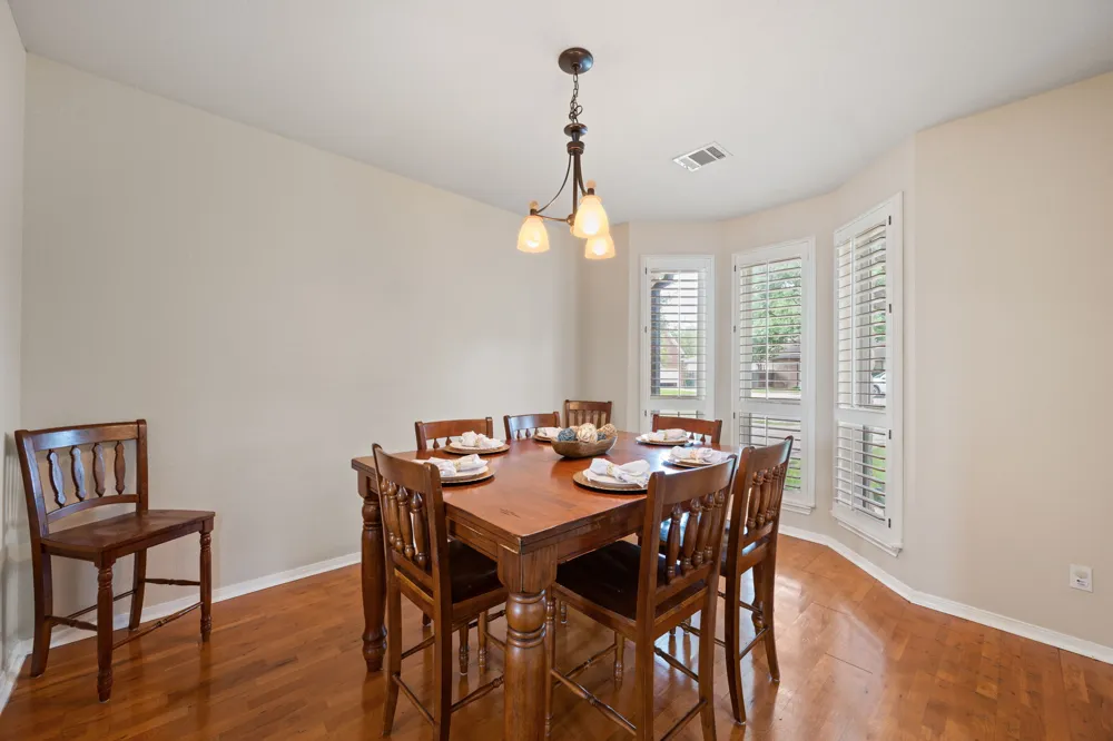 706 Sage Court Pflugerville, TX 78660