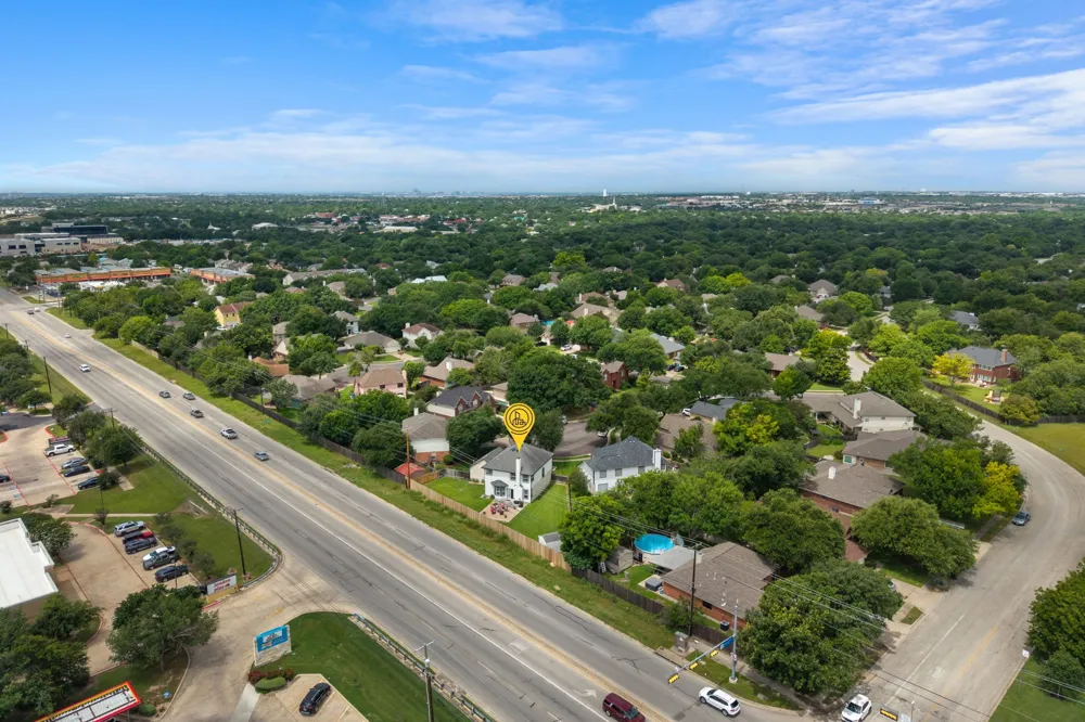 706 Sage Court Pflugerville, TX 78660