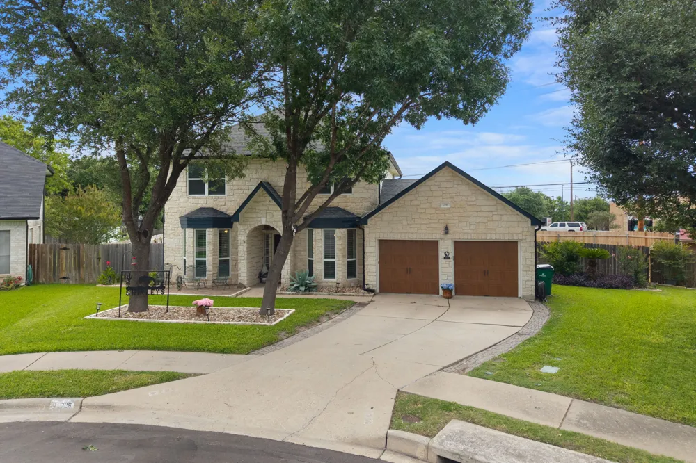 706 Sage Court Pflugerville, TX 78660