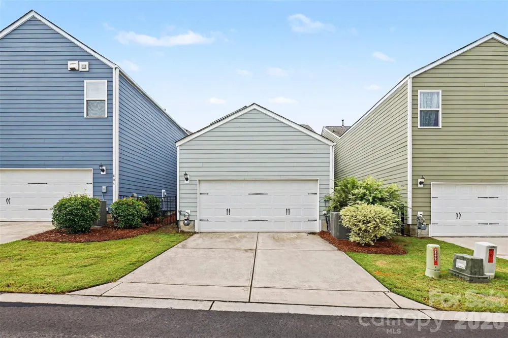 808 Lyndon Station Drive Pineville, NC 28134