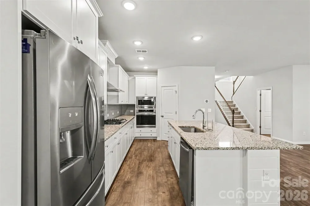 808 Lyndon Station Drive Pineville, NC 28134