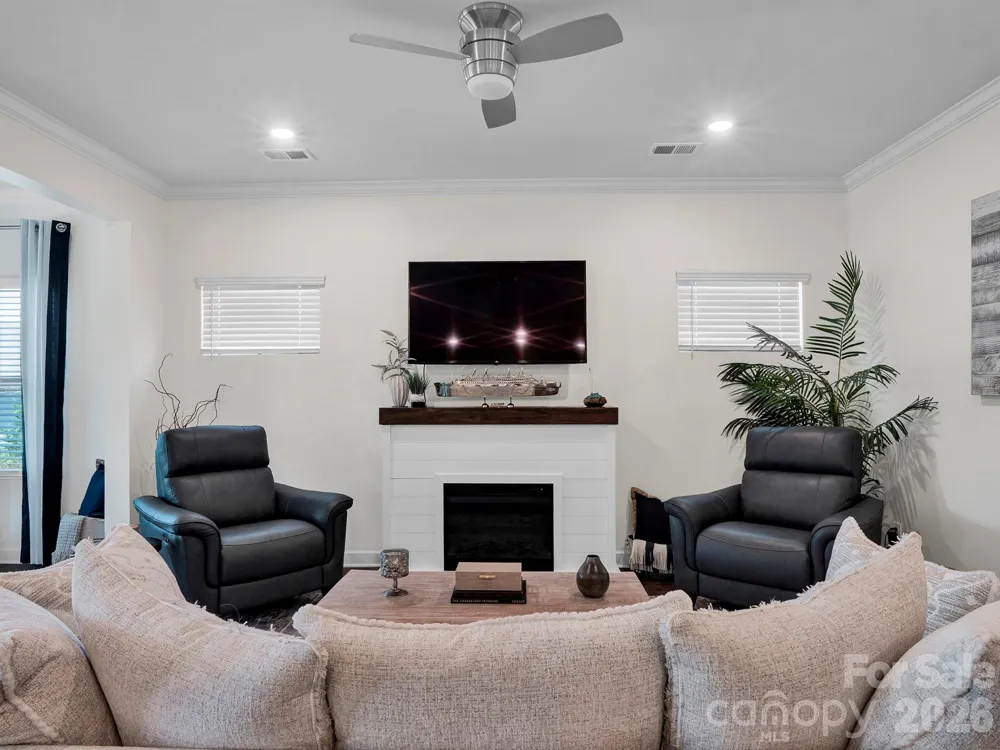 1023 Ellington Downs Way Wesley Chapel, NC 28110