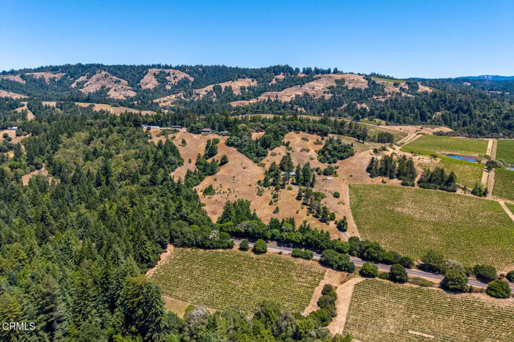 3400 Chardonnay Lane Philo, CA 95463