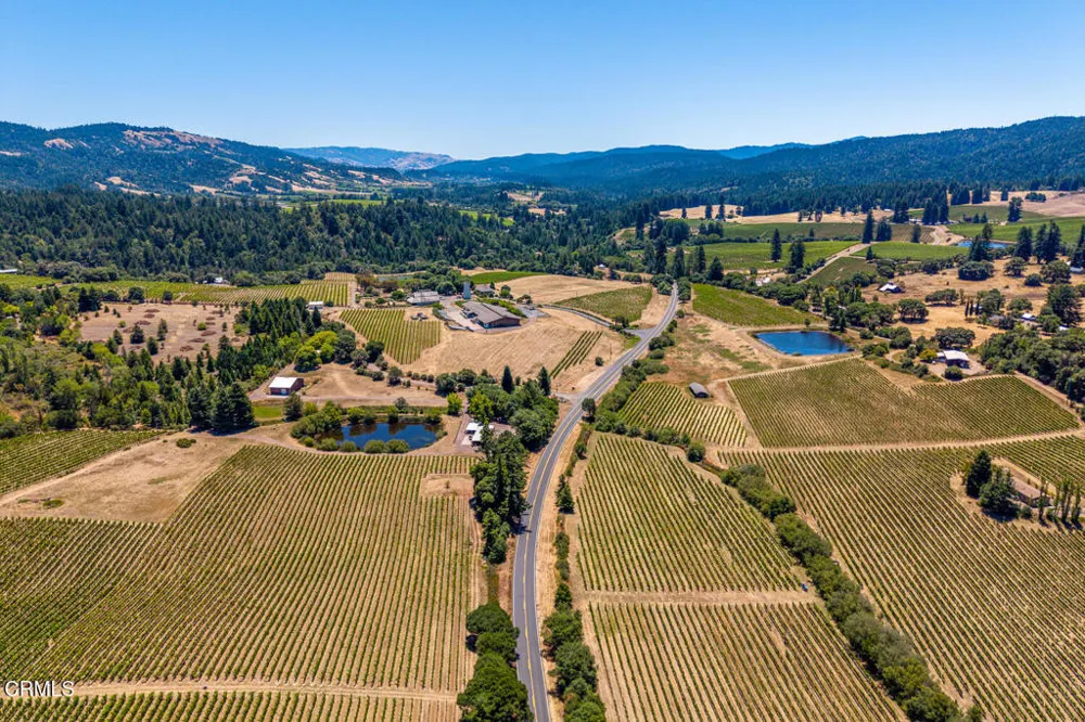 3400 Chardonnay Lane Philo, CA 95463