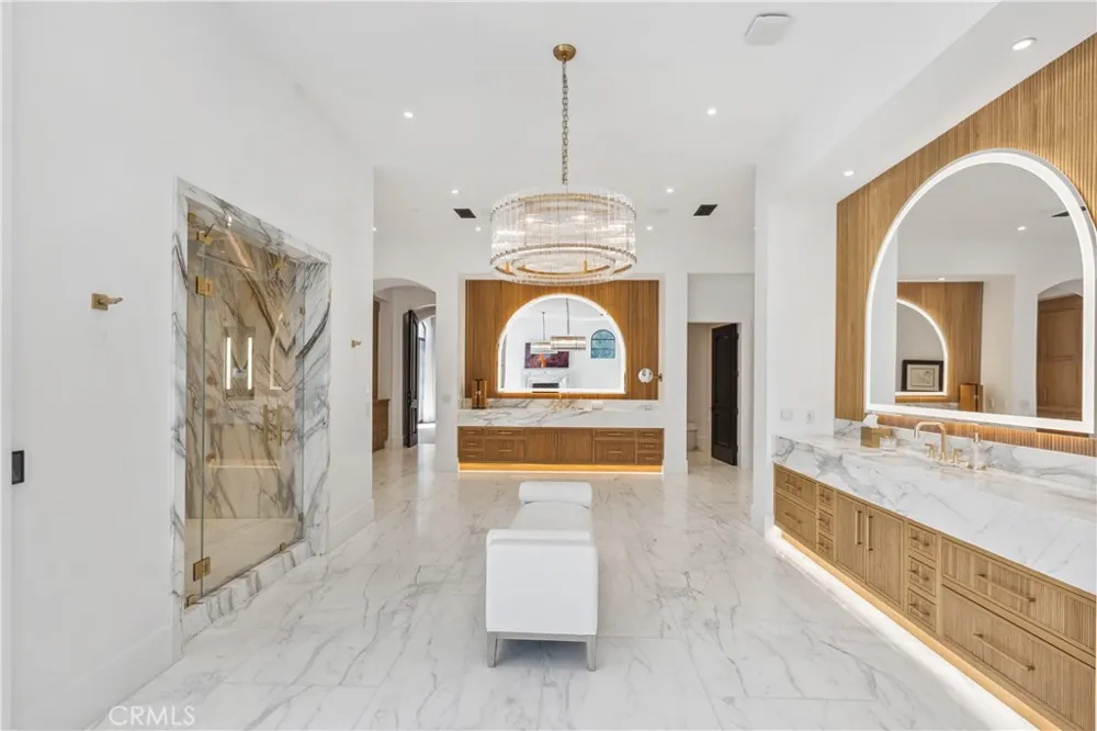15931 Via De Santa Fe Rancho Santa Fe, CA 92067