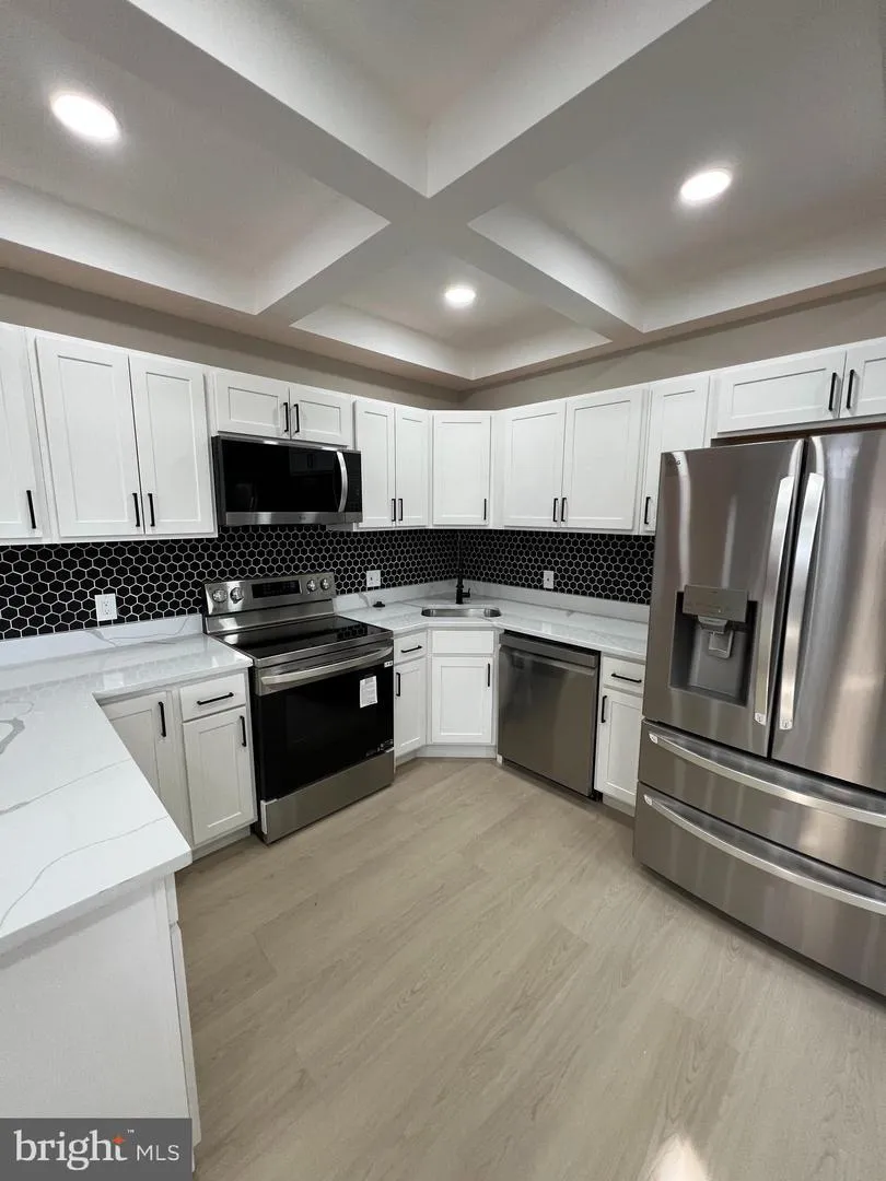 901 LUZERNE AVENUE Baltimore, MD 21205