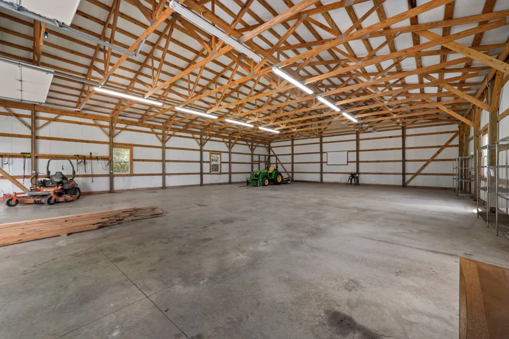 2465 Browns Mill Rd Lascassas, TN 37085