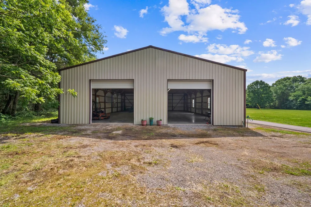 2465 Browns Mill Rd Lascassas, TN 37085