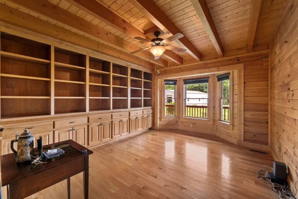 2465 Browns Mill Rd Lascassas, TN 37085