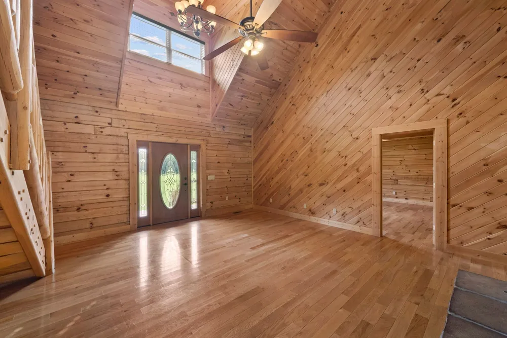 2465 Browns Mill Rd Lascassas, TN 37085