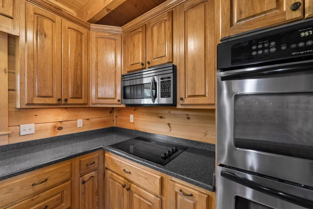 2465 Browns Mill Rd Lascassas, TN 37085