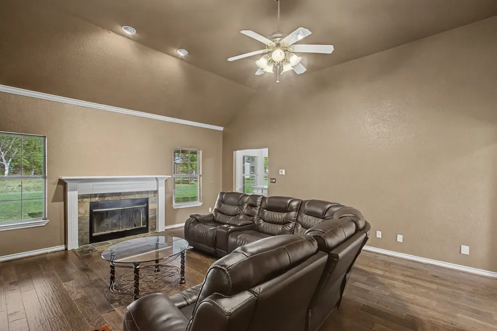 483 Christy Kay Lane Rhome, TX 76078