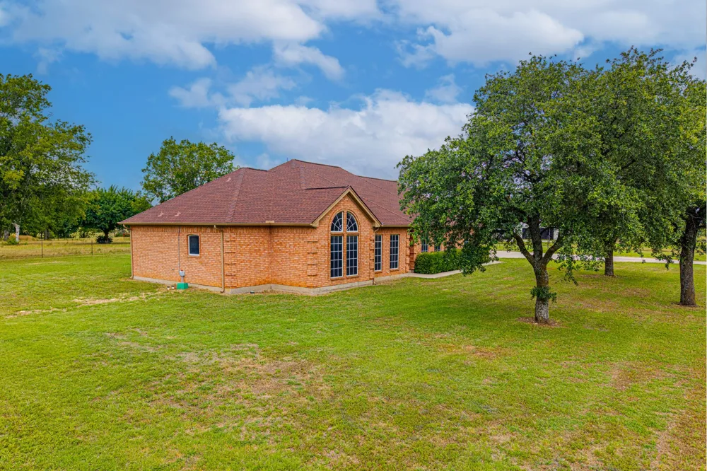 483 Christy Kay Lane Rhome, TX 76078