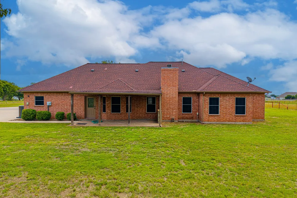 483 Christy Kay Lane Rhome, TX 76078