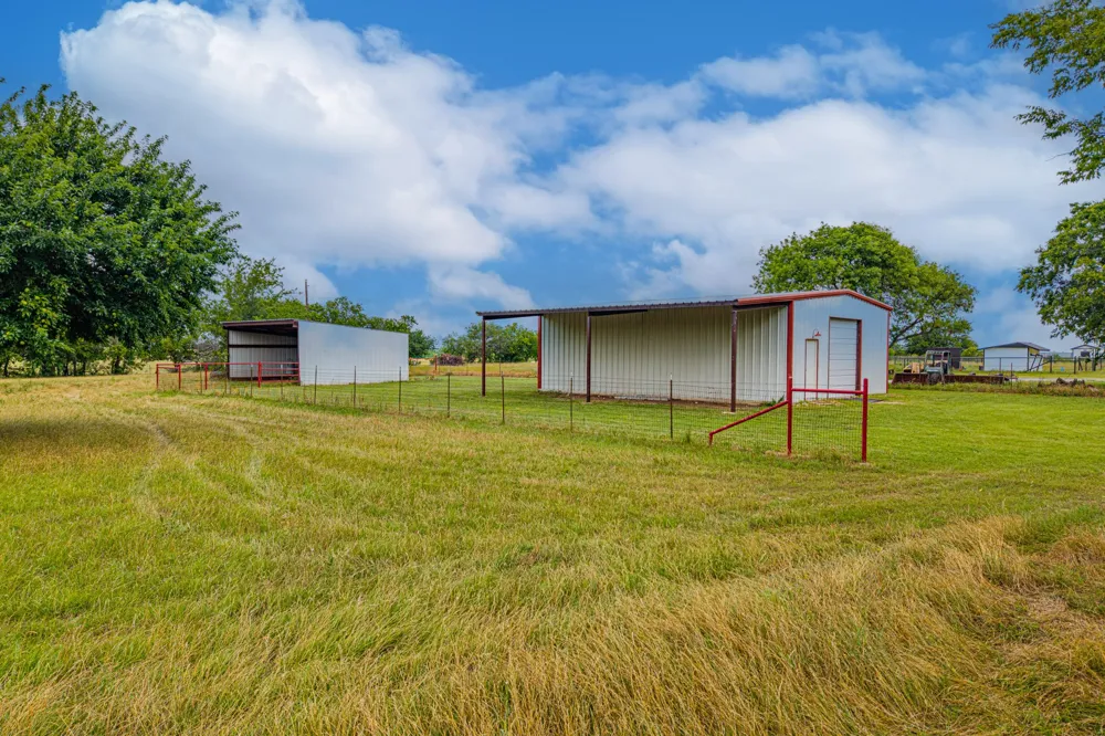 483 Christy Kay Lane Rhome, TX 76078
