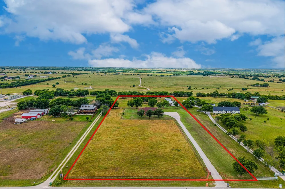 483 Christy Kay Lane Rhome, TX 76078