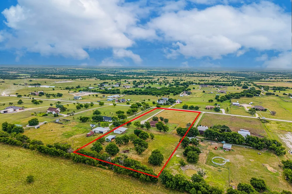 483 Christy Kay Lane Rhome, TX 76078