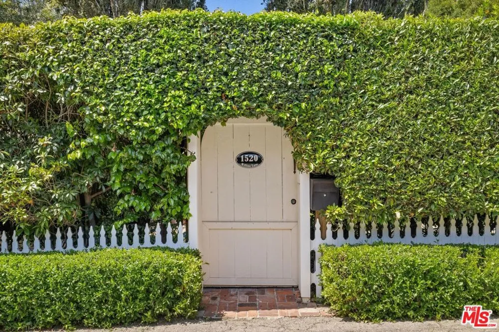 1520 Willina Lane Santa Barbara, CA 93108