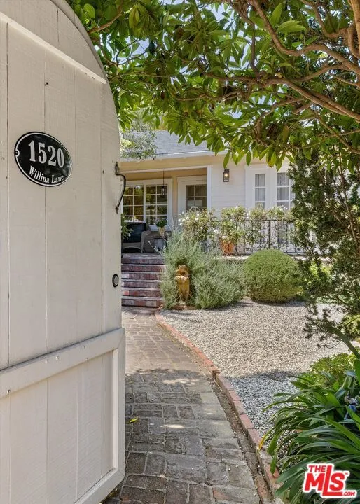 1520 Willina Lane Santa Barbara, CA 93108