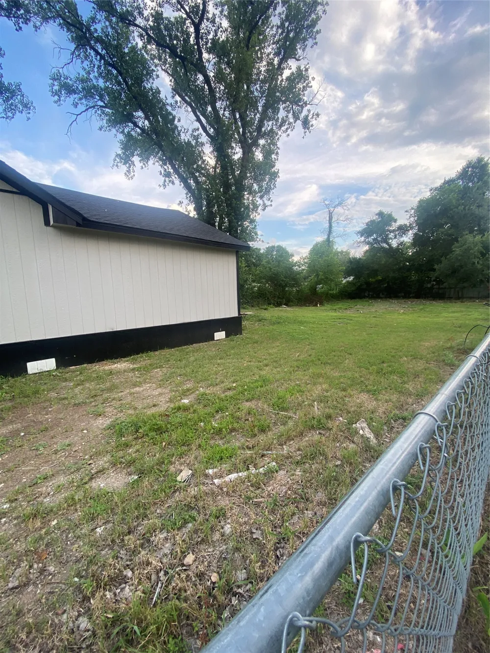 324 Hogan Lane Bellmead, TX 76705