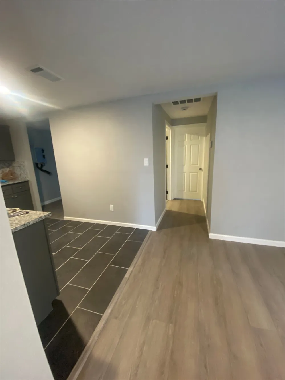 324 Hogan Lane Bellmead, TX 76705