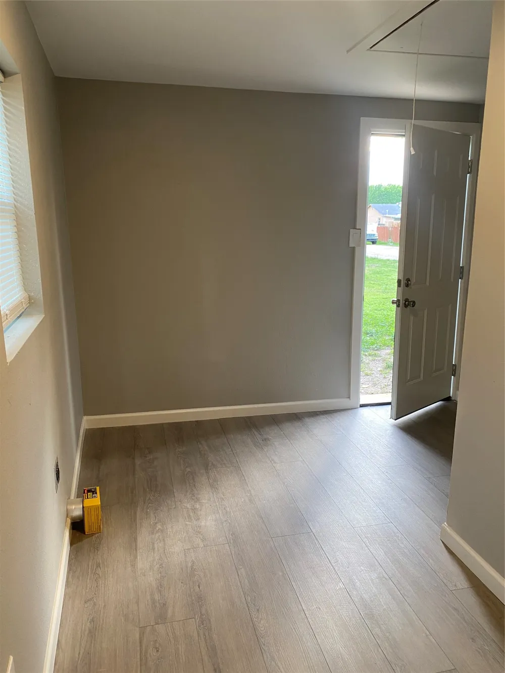 324 Hogan Lane Bellmead, TX 76705