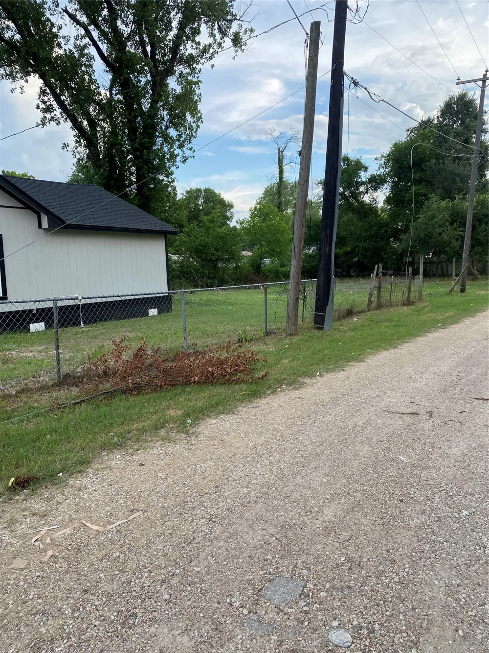 324 Hogan Lane Bellmead, TX 76705