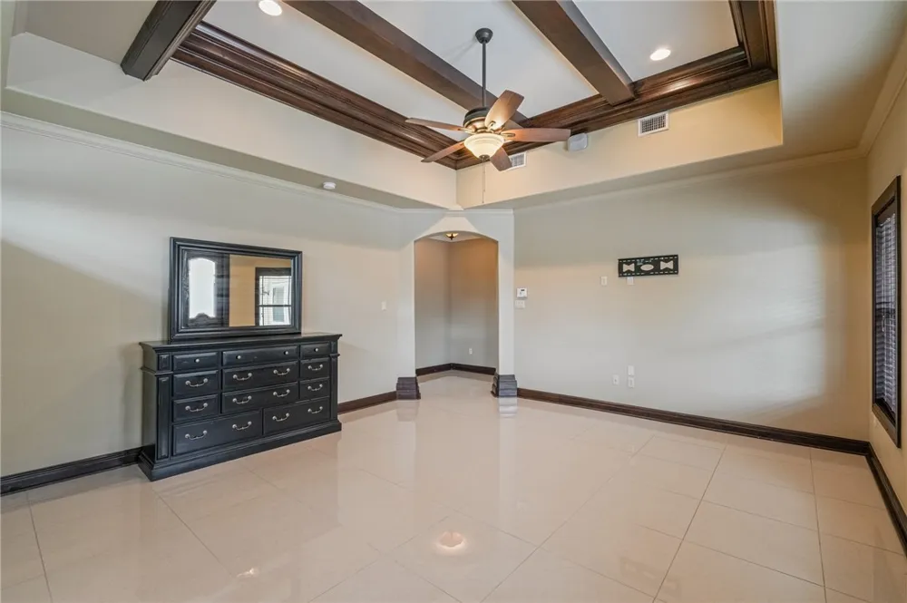 5498 Lonesome Dove Robstown, TX 78380