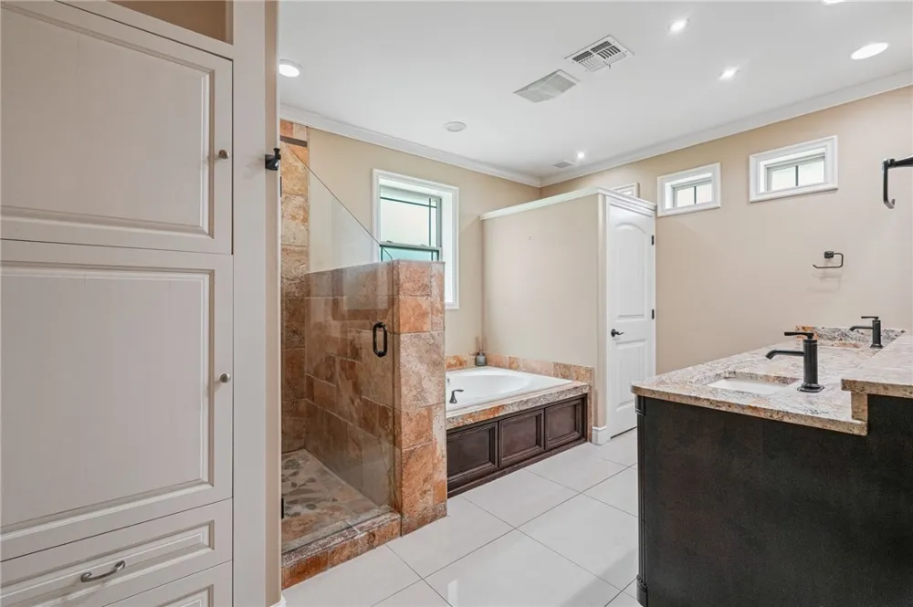 5498 Lonesome Dove Robstown, TX 78380