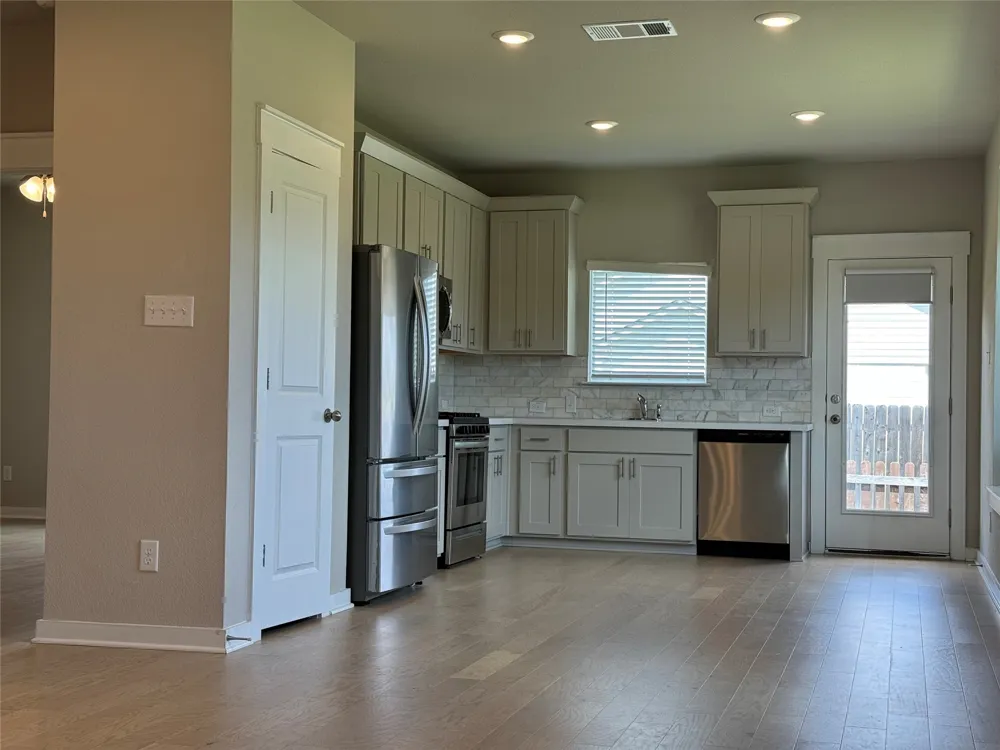 17502 Bay Skipper Drive Pflugerville, TX 78660