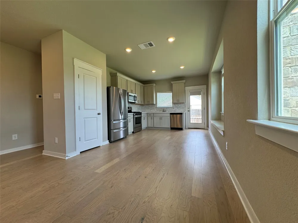 17502 Bay Skipper Drive Pflugerville, TX 78660