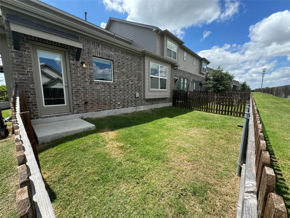 17502 Bay Skipper Drive Pflugerville, TX 78660