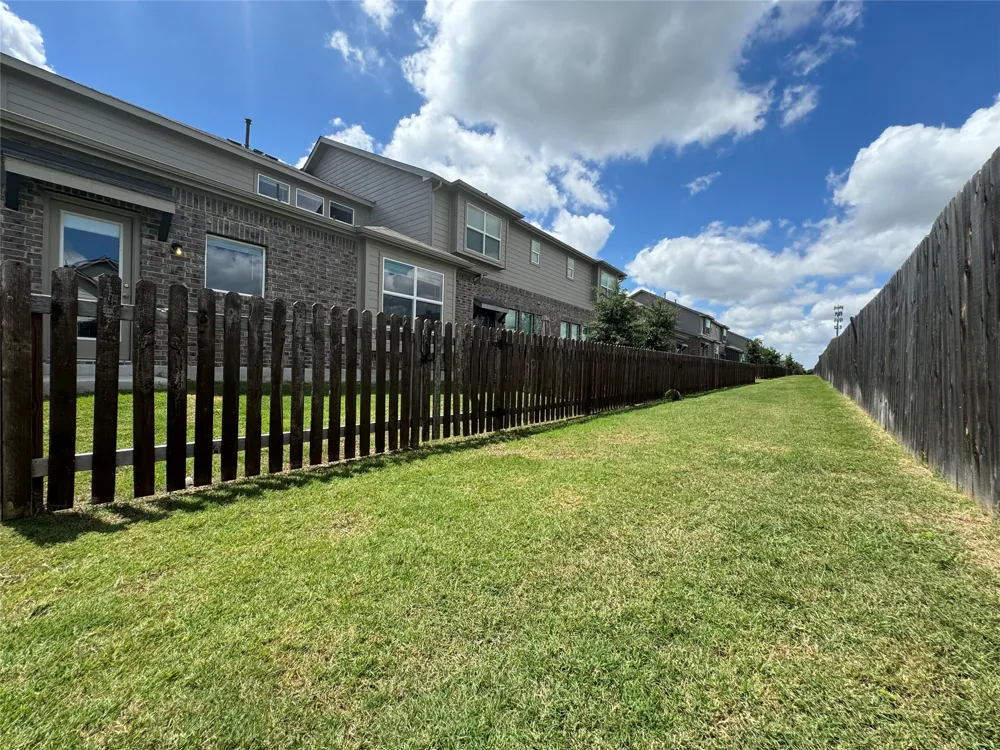 17502 Bay Skipper Drive Pflugerville, TX 78660