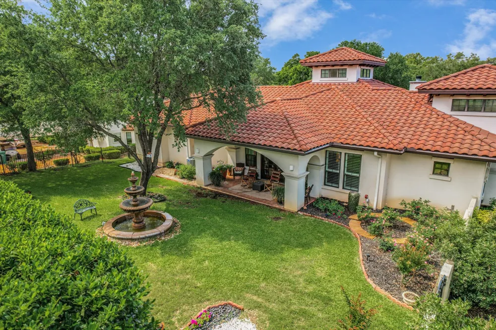 409 Turquoise Horseshoe Bay, TX 78657
