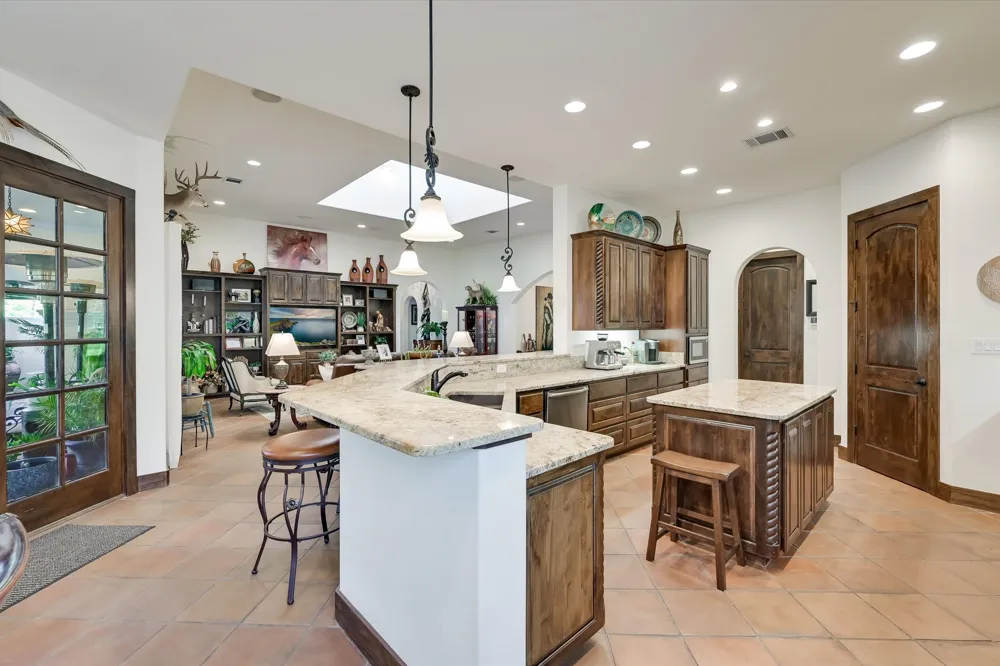 409 Turquoise Horseshoe Bay, TX 78657