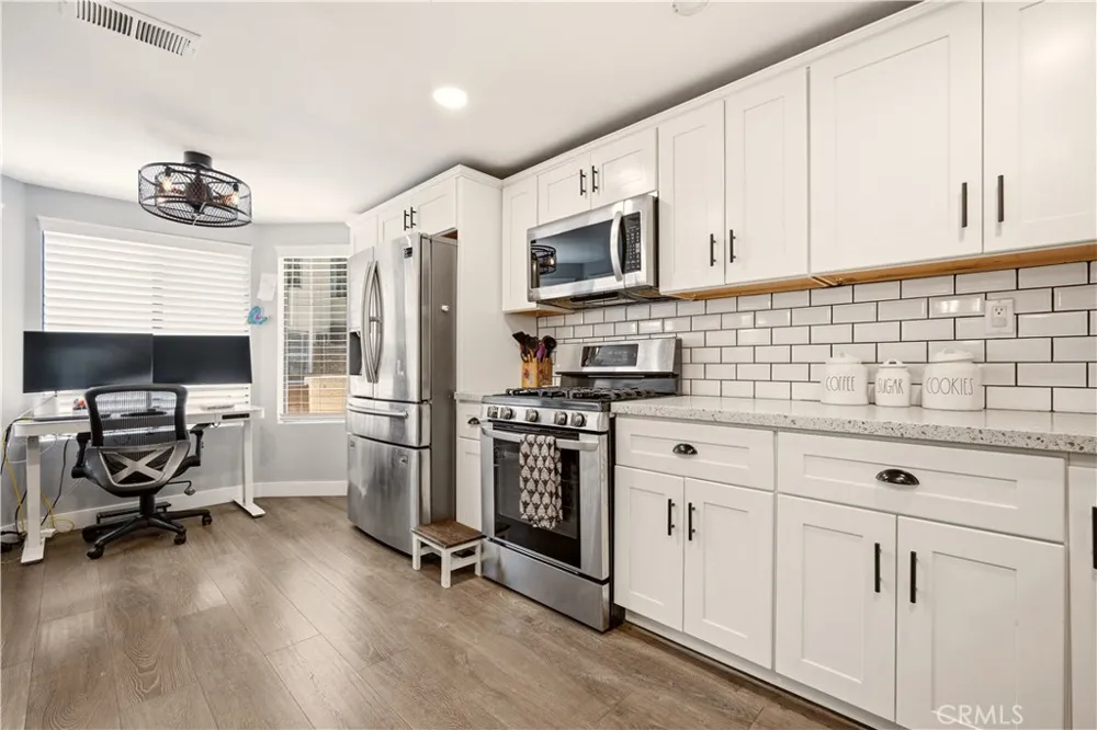 19 Wildflower Place Phillips Ranch, CA 91766