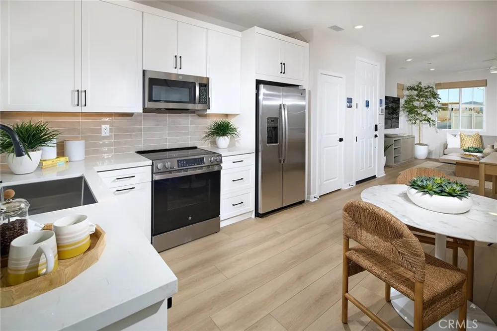 33535 Mission Trail #94 Lake Elsinore, CA 92530