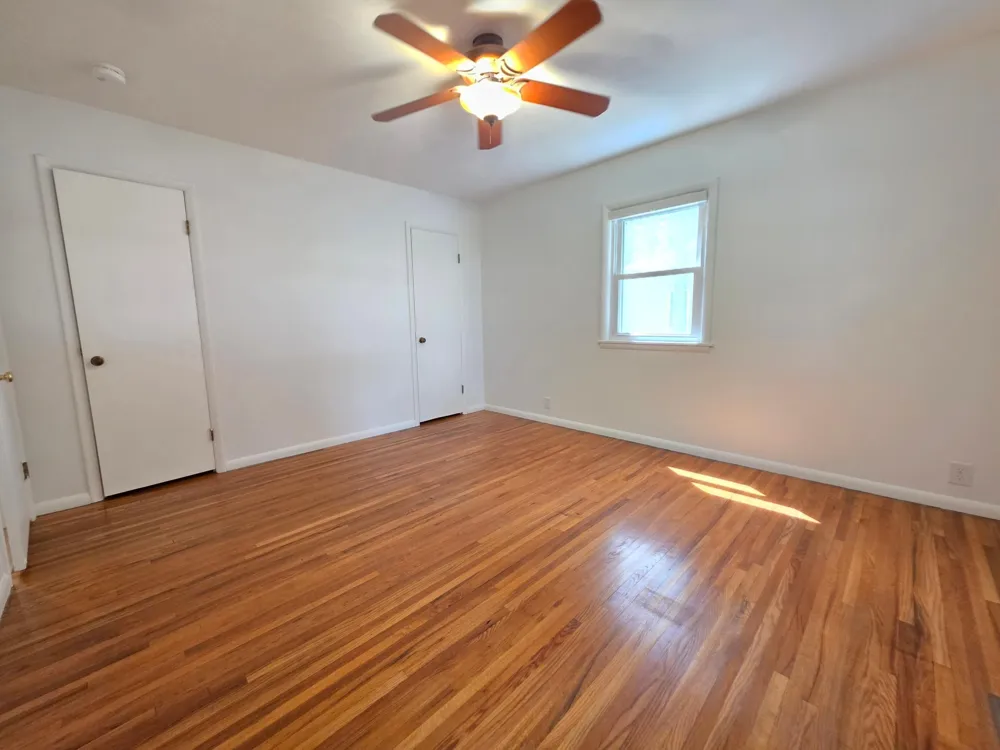 723 S 4th Street Le Sueur, MN 56058