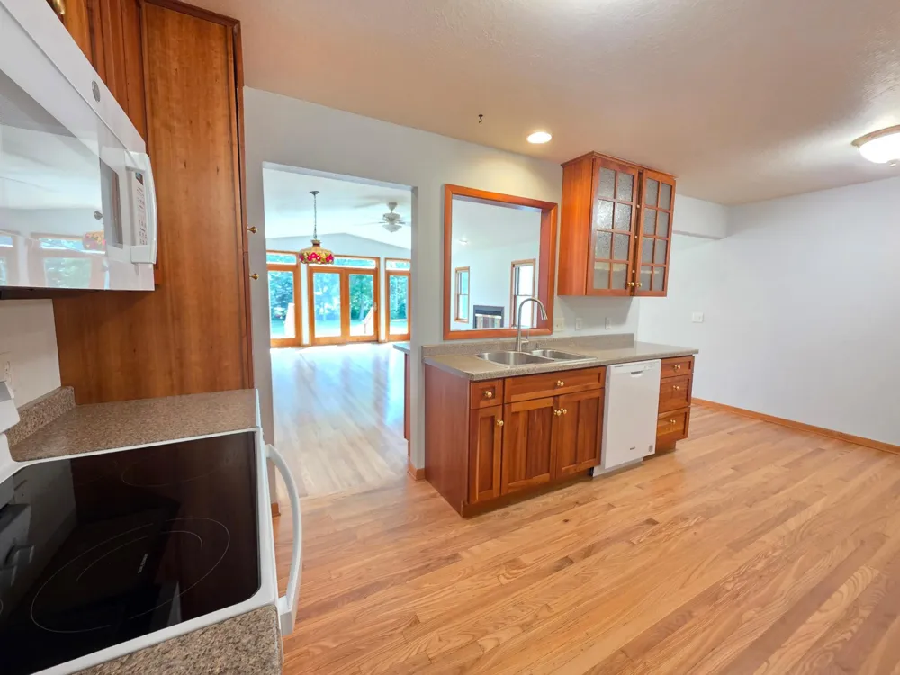723 S 4th Street Le Sueur, MN 56058