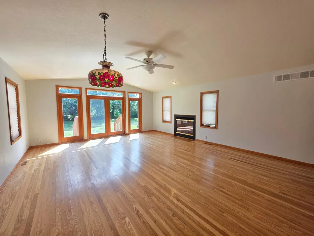 723 S 4th Street Le Sueur, MN 56058