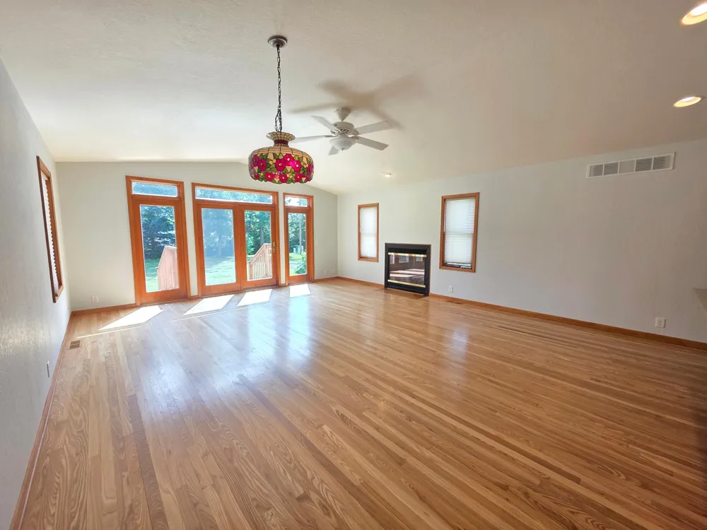 723 S 4th Street Le Sueur, MN 56058