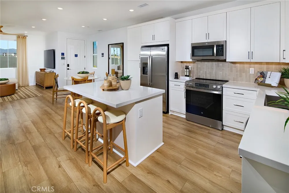 33535 Mission Trail #95 Lake Elsinore, CA 92530