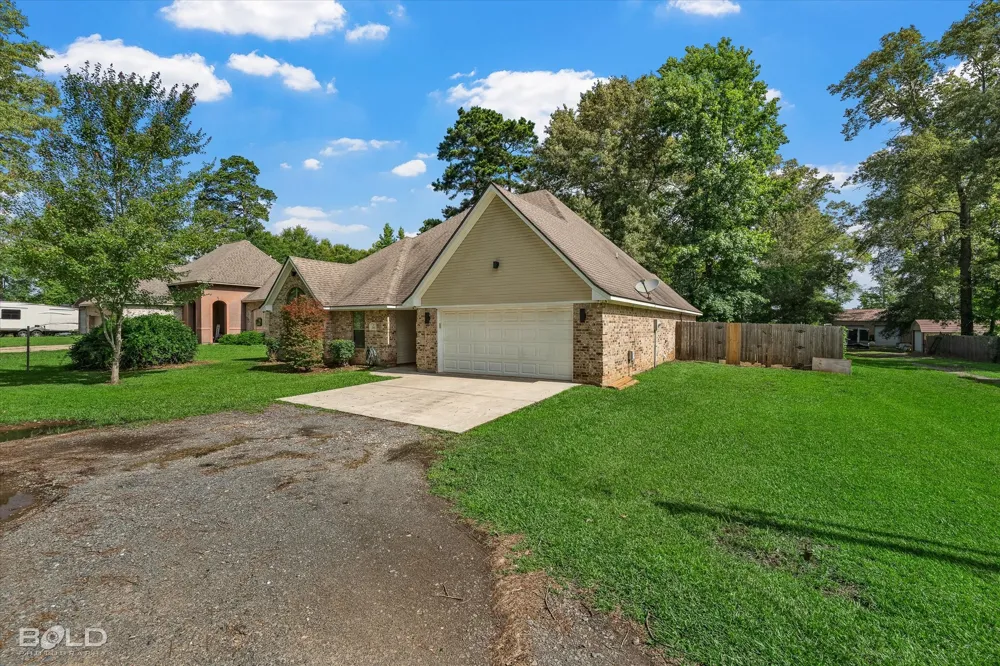 316 E Mckinley Avenue Haughton, LA 71037