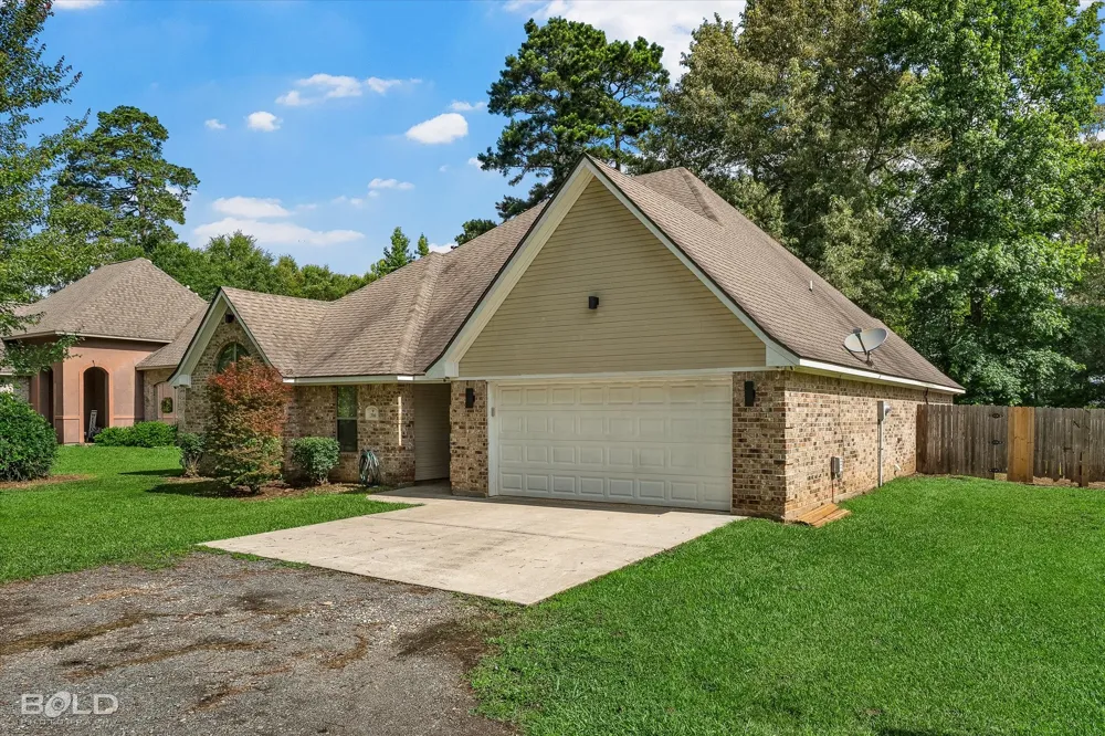 316 E Mckinley Avenue Haughton, LA 71037