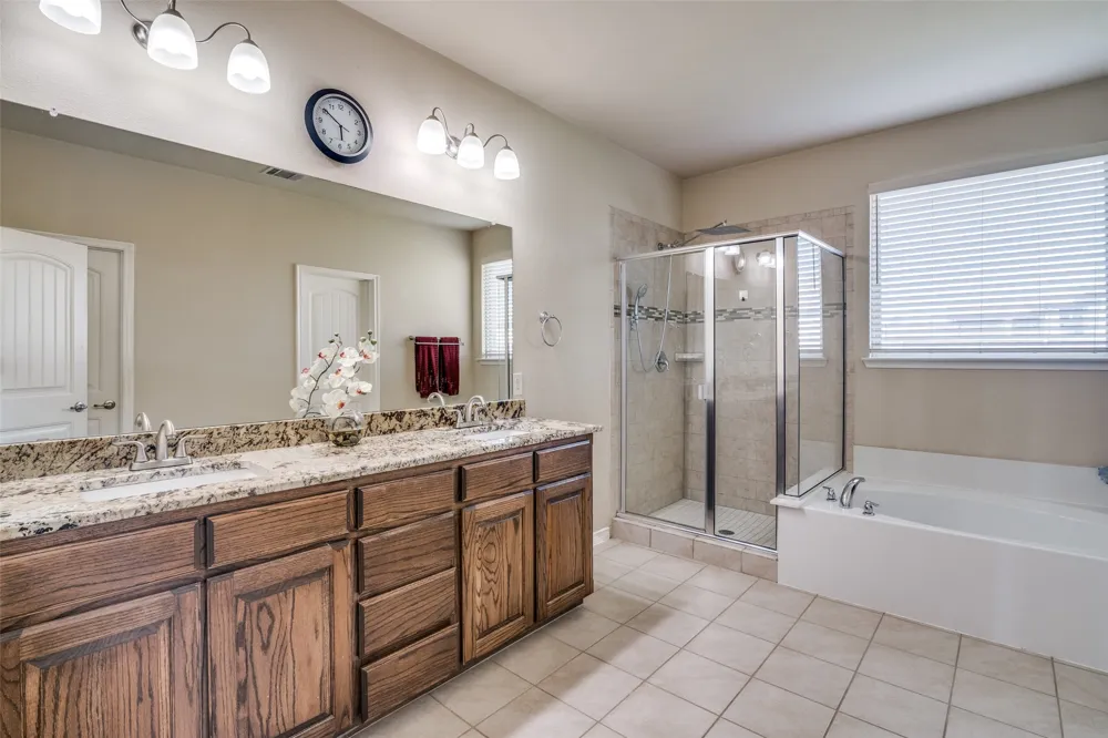 304 Amber Lane Nevada, TX 75173